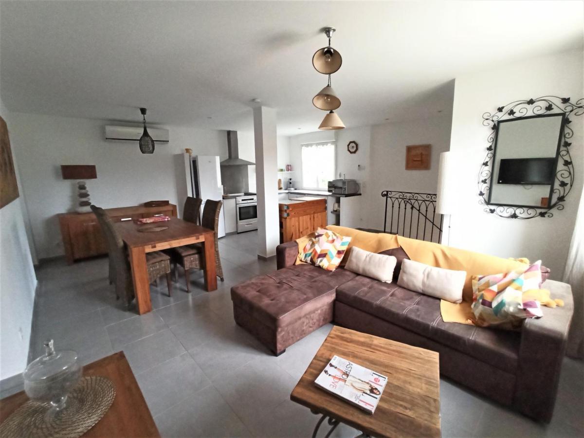 Appartement Grand Confort A Deux Pas Du Centre Ville L'Isle-sur-la-Sorgue Bagian luar foto